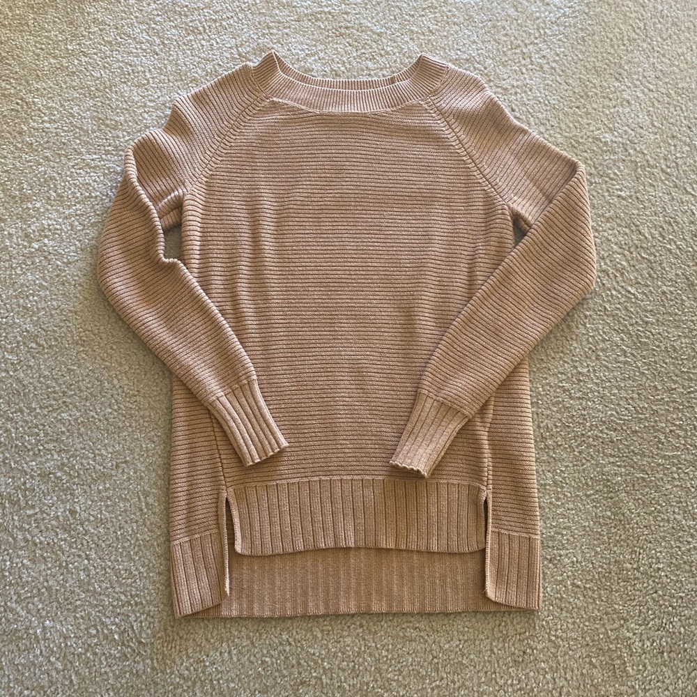 Old Navy tan sweater XS